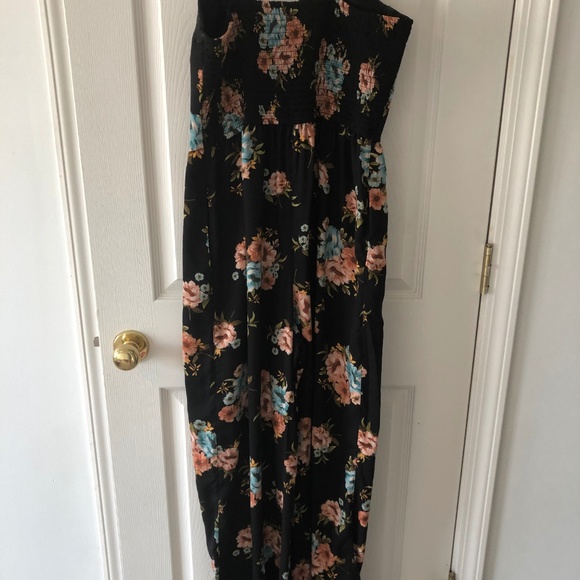 Floral Romper - Picture 3 of 4